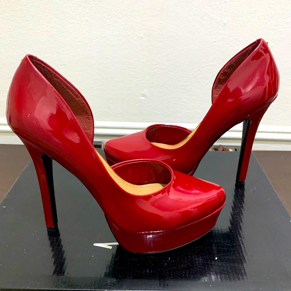 Red Pumps Ladies!